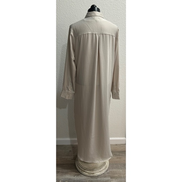 Nordstrom Rack Satin Dress Size Small Ivory Gray  Midi Long Sleeve Button-Down - Picture 3 of 6
